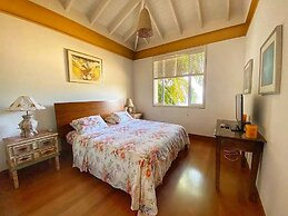 Red Beach Mansion