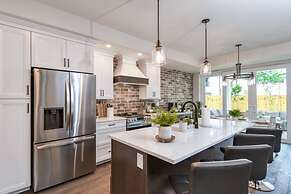 Lincolnville House
