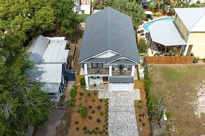 Lincolnville House