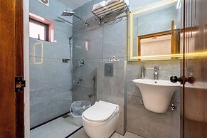 Daan Cosmos inn