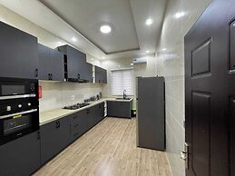 Cossington Luxury Apartment