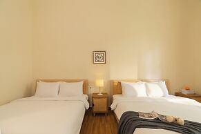 Moon Garden Hotel