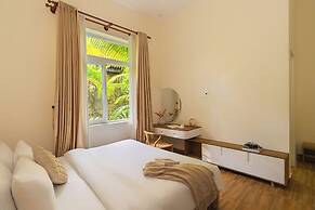 Moon Garden Hotel