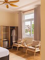 Moon Garden Hotel
