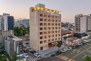 Pohang Yeongildae Beach Hotel