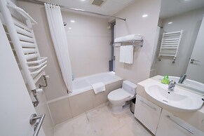 Tyms 3BR 2BA Apartment in Xujiahui