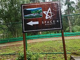 SPACE4 RESORT