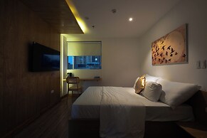 Love in the Atlantis Hotel