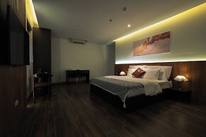 Love in the Atlantis Hotel