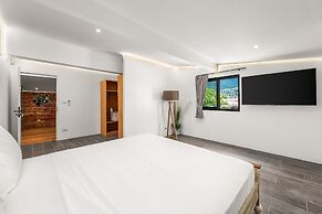 Aidan Beachfront Suites 5Bed Lamai KBR28
