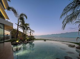 YS Seaview Hotel