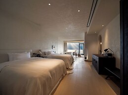 YS Seaview Hotel