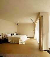 YS Seaview Hotel