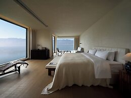 YS Seaview Hotel