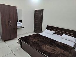 Hotel J-Laxmi Palace