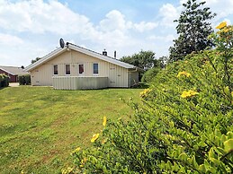 4 Star Holiday Home in Friedrichkoog