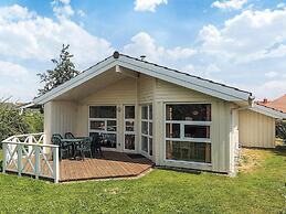 4 Star Holiday Home in Friedrichkoog