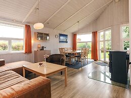 4 Star Holiday Home in Friedrichkoog