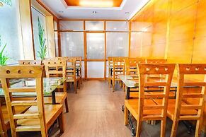 Hotel Orchid Inn