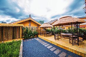 26Life Nationality Inn