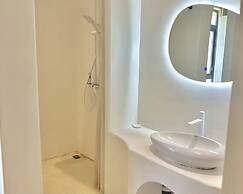 Nirvana Seaview Homestay