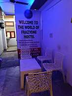 Frazyone Hostel