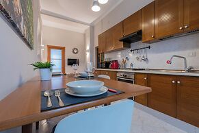 Oddone Comfy Apartment by Wonderful Italy