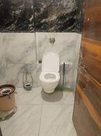 Hotel Maa Tulsi Guest House