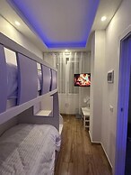 Guest House 80