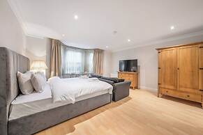 The Beaufort Apartments