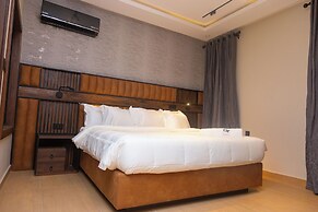 Grayville Hotels and Bistro