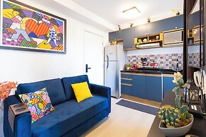 Modern, complete with Office, AC, and Gym