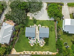 Fire Pit Tropical Oasis Steps to Beach Outdoor Seating