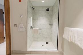 Highpoint Hotel
