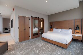 Highpoint Hotel