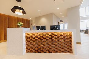 Highpoint Hotel