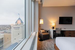 Highpoint Hotel