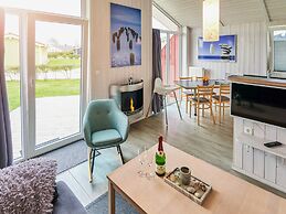 4 Star Holiday Home in Friedrichkoog