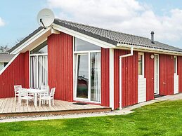 4 Star Holiday Home in Friedrichkoog