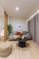 Raise Thiseio Stylish Living