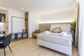 Raise Thiseio Stylish Living