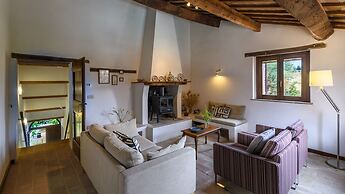 Ca Lucciola 12 by Marche Holiday Villas