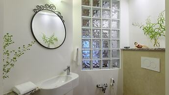 Ca Lucciola 12 by Marche Holiday Villas