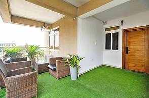 Shortlets Apartment by Tomi