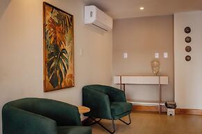 Amazon Seasons Hotel