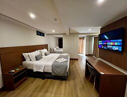 Amazon Seasons Hotel