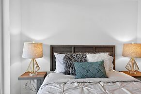 RivetStays - The Westmount Suites