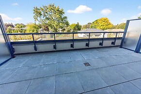 RivetStays - The Westmount Suites