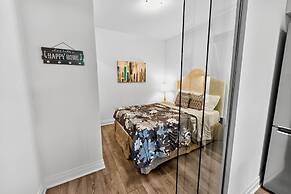 RivetStays - The Westmount Suites