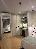 Hotel Ryo 74B Suites